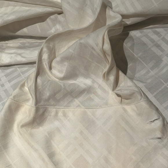 Burberry
Basic Button-Down Blouse - Picture 11 of 15